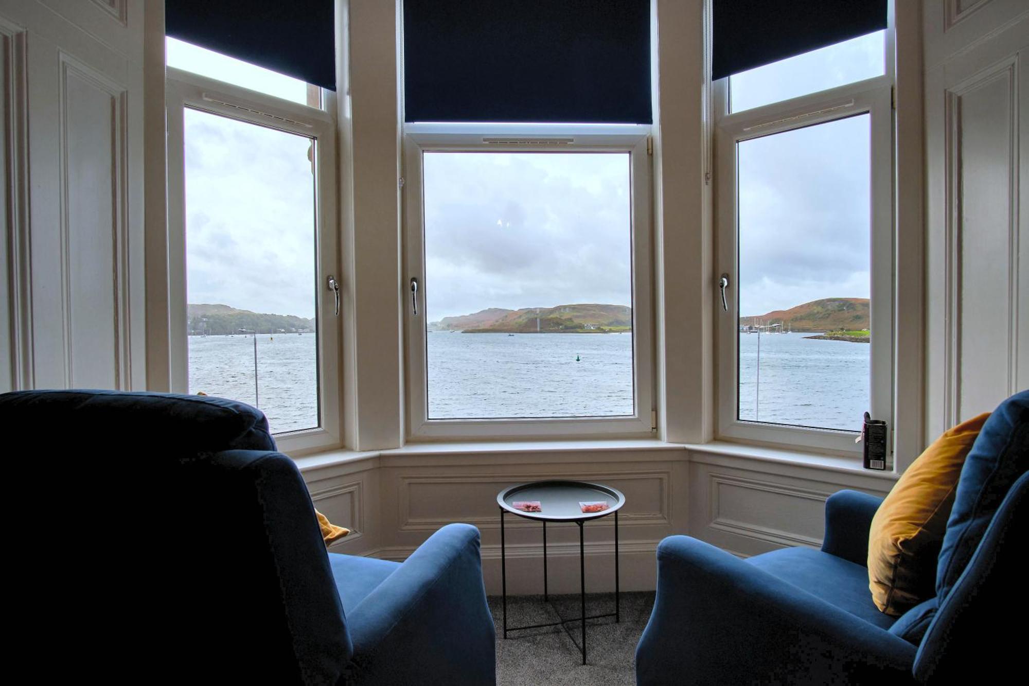 Mackays Hotel Oban Exterior photo